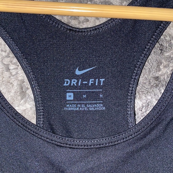 Nike Dry-FIT workout tank top. - Picture 5 of 5